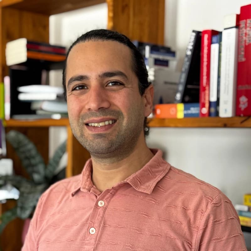 Dr. Orhun Ercan - İzmir Psikiyatrist, Güzelbahçe Kliniği
